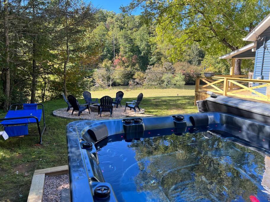 Riverside Relaxer W/Hot Tub+Fire Pit +Wifi & View Франклин Экстерьер фото